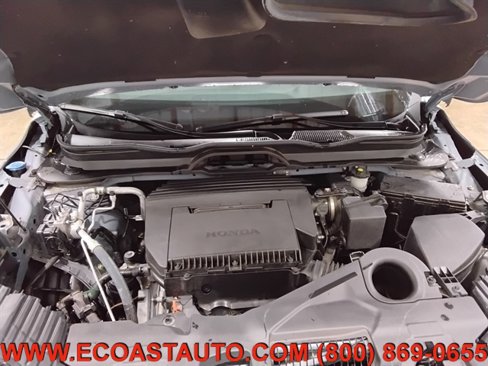 Used 2025 Honda Pilot Touring image 9