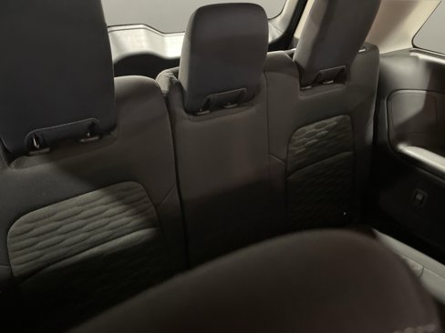 Used 2025 Nissan Pathfinder SV image 11