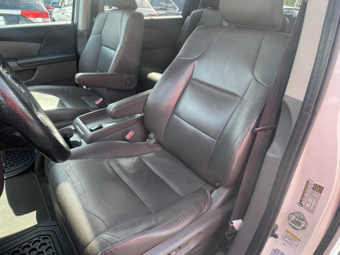 Used 2015 Honda Odyssey Touring image 27