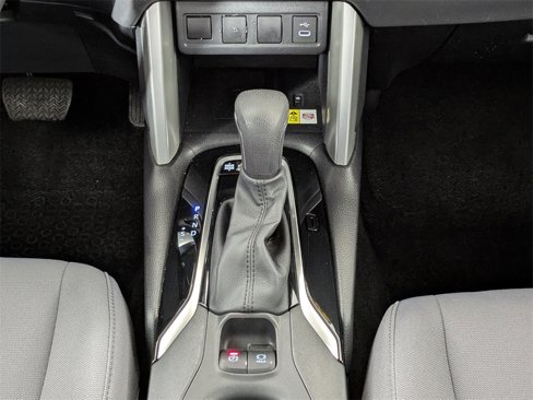 Used 2023 Toyota Corolla Cross SE image 18