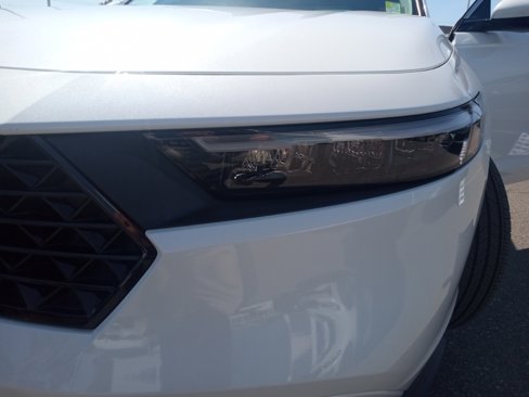 Used 2023 Honda Accord EX image 10