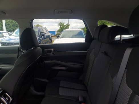 New 2026 Kia Sorento LX image 10