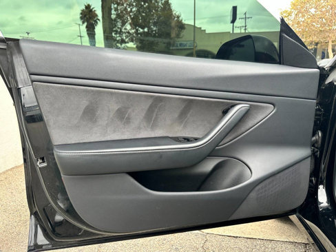 Used 2019 Tesla Model 3 Standard Range Plus image 18