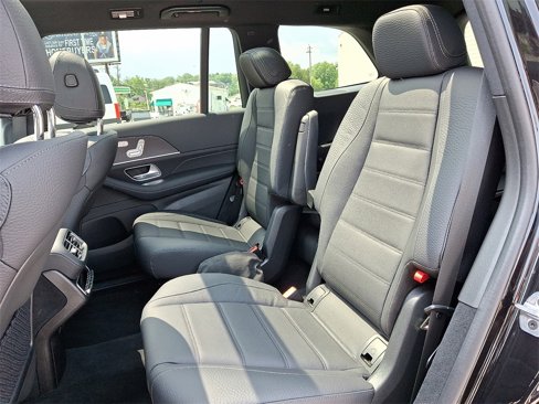 Certified 2025 Mercedes-Benz GLS 580 4MATIC image 10