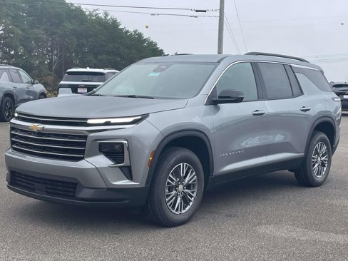 New 2026 Chevrolet Traverse LT image 1