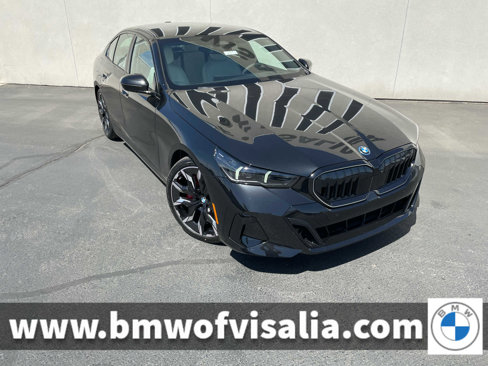 New 2026 BMW 550e xDrive w/ Premium Package image 1