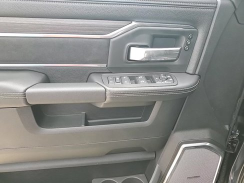 New 2025 RAM 2500 Laramie image 12