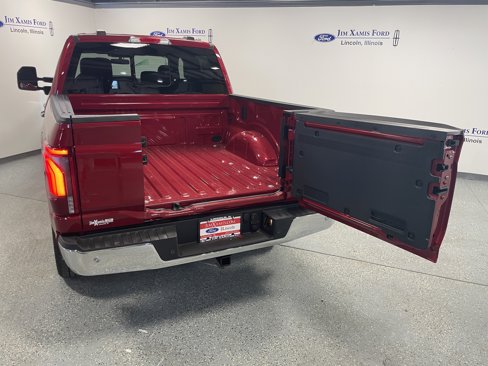 New 2025 Ford F150 Lariat w/ Equipment Group 502A High image 32