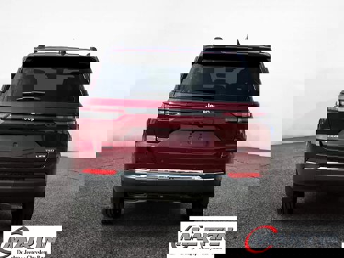 New 2025 Jeep Grand Cherokee Limited image 4