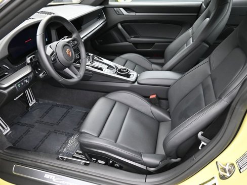 Certified 2025 Porsche 911 Carrera image 19