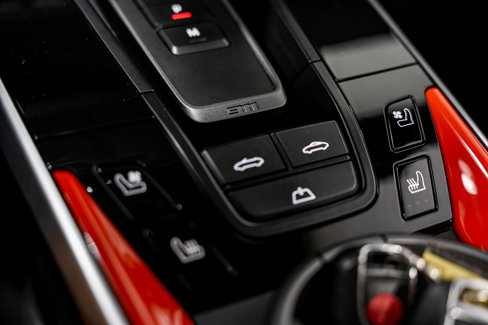 Used 2022 Porsche 911 Carrera image 18