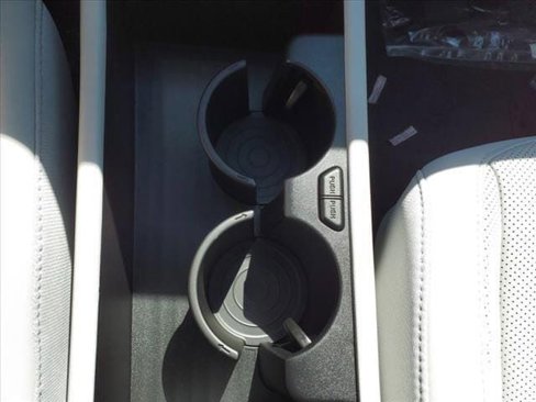 Certified 2025 Hyundai Kona Limited image 27