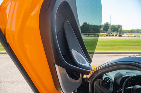 Used 2021 McLaren GT image 29