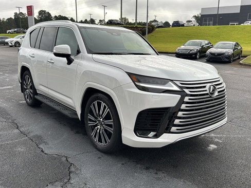 New 2025 Lexus LX 600 4WD w/ Luxury Package image 6