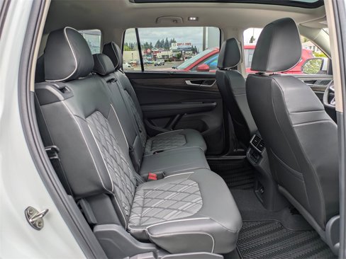 New 2025 Volkswagen Atlas SEL Premium R-Line image 33