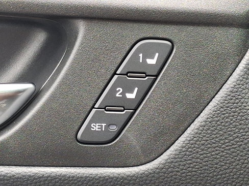 Used 2025 Honda CR-V Sport-L image 32