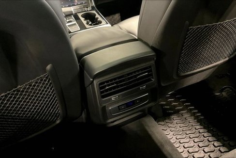 Certified 2025 Audi Q8 Premium image 34