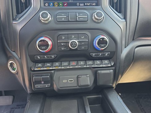 Used 2020 GMC Sierra 1500 Denali w/ Denali Ultimate Package image 19