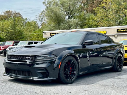 Used 2020 Dodge Charger SRT Hellcat w/ Navigation & Travel Group image 4