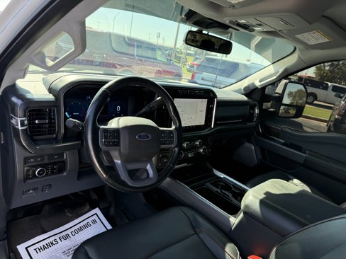 Used 2023 Ford F250 Lariat w/ Sport Appearance Package image 6