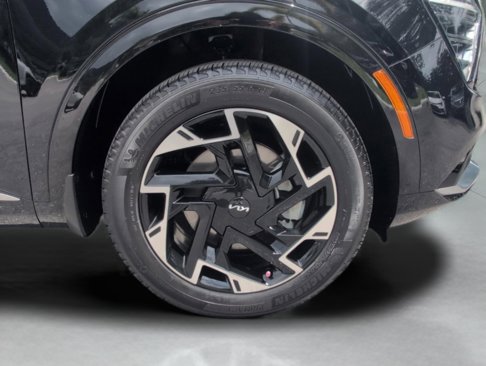 Certified 2024 Kia Sportage SX image 11