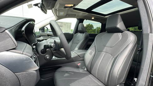 New 2026 INFINITI QX60 Luxe w/ Cargo Package image 9
