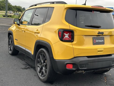 Used 2018 Jeep Renegade Altitude w/ Popular Equipment Group image 7