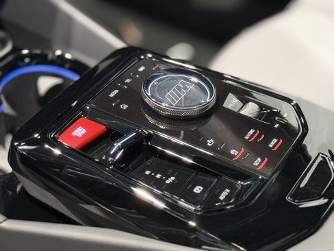 New 2026 BMW M5 w/ Executive Package image 16