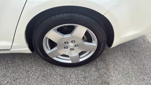 Used 2010 Chevrolet Malibu LT w/ HFV6 Engine Package image 10