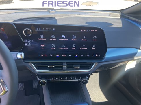 New 2024 Chevrolet Equinox EV LT image 19
