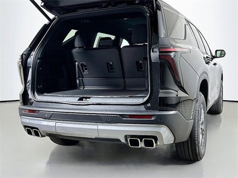 New 2026 Chevrolet Traverse LT w/ LPO, Floor Liner Package image 19