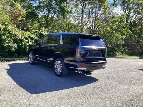 Used 2021 Cadillac Escalade Premium Luxury image 5