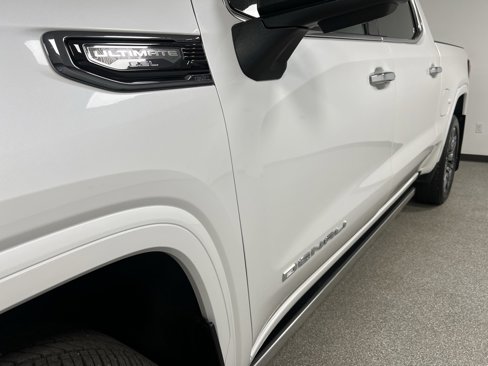 Used 2025 GMC Sierra 1500 Denali Ultimate image 16