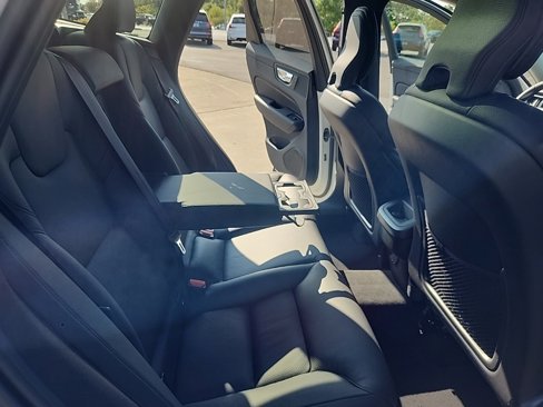 Certified 2025 Volvo XC60 B5 Plus image 40