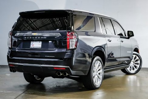 Used 2022 Chevrolet Suburban Premier image 11