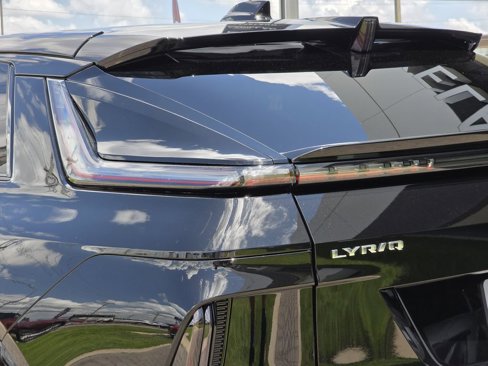 New 2026 Cadillac Lyriq V image 9