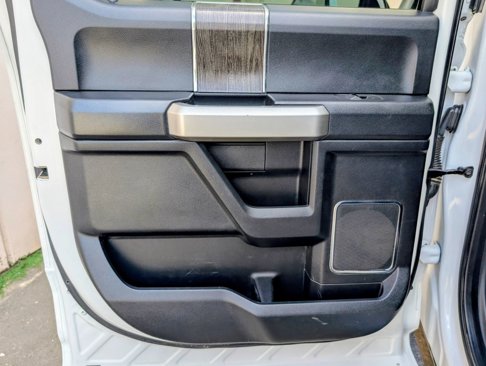Used 2021 Ford F350 Lariat w/ Chrome Package image 17