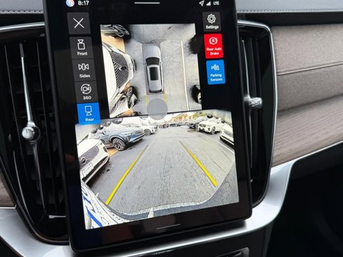 New 2026 Volvo XC90 B6 Ultra image 14