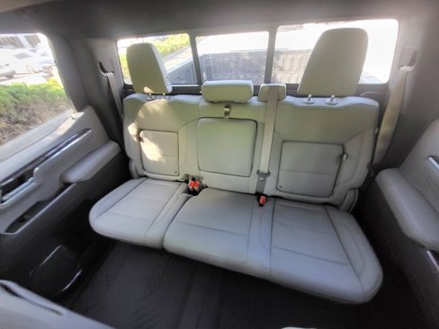 New 2025 Chevrolet Silverado 1500 LTZ w/ LTZ Premium Package image 13