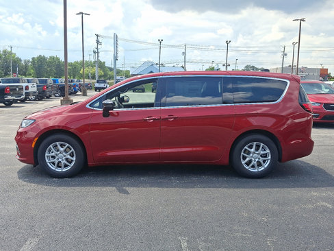 New 2026 Chrysler Pacifica Select image 5