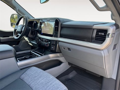 New 2026 Ford F250 XLT w/ XLT Premium Package image 10