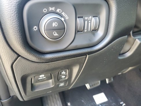 New 2026 RAM 1500 Rebel image 15