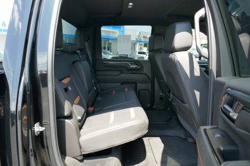 Certified 2025 GMC Sierra 2500 AT4 image 18