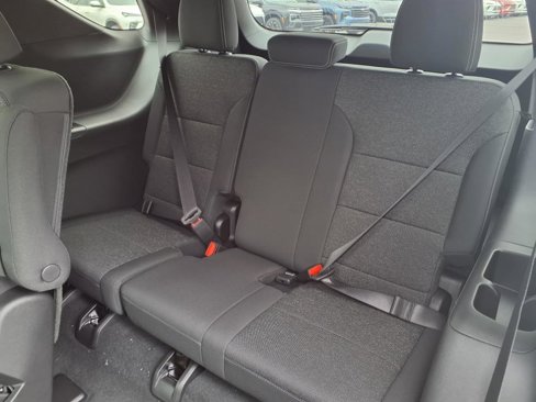 New 2025 Chevrolet Traverse LT w/ Sun and Wheel Package image 17