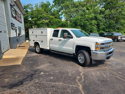 Used 2019 Chevrolet Silverado 2500 W/T w/ WT Convenience Package image 2