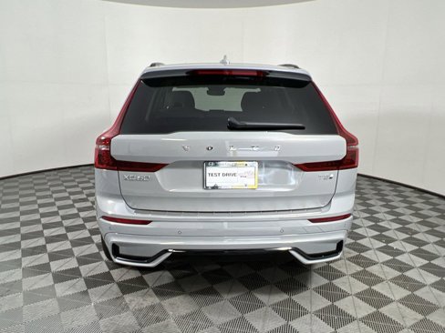 New 2026 Volvo XC60 T8 Ultra w/ Protection Package Premier image 7