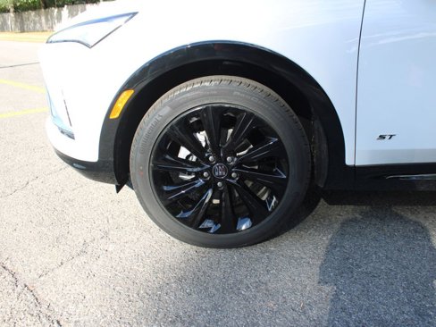 New 2025 Buick Envista Sport Touring w/ Convenience I Package image 38