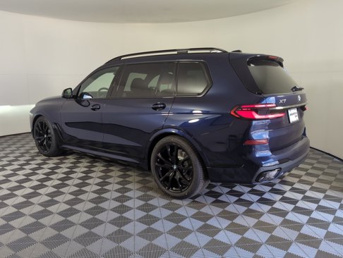 New 2026 BMW X7 xDrive40i w/ M Sport Package image 3