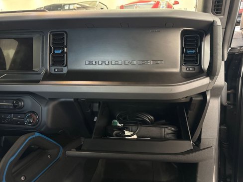 Used 2023 Ford Bronco Black Diamond image 80