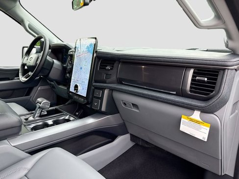 New 2025 Ford F150 Lightning Flash image 30